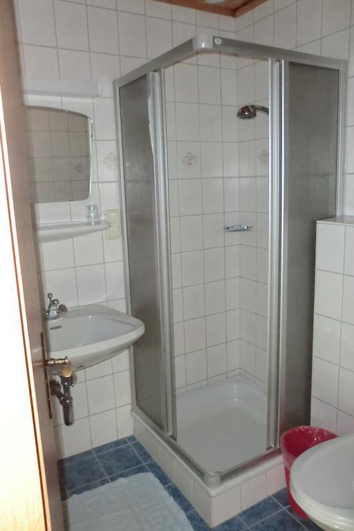 Weisses Roessl Werfen Otel Oda fotoğraf